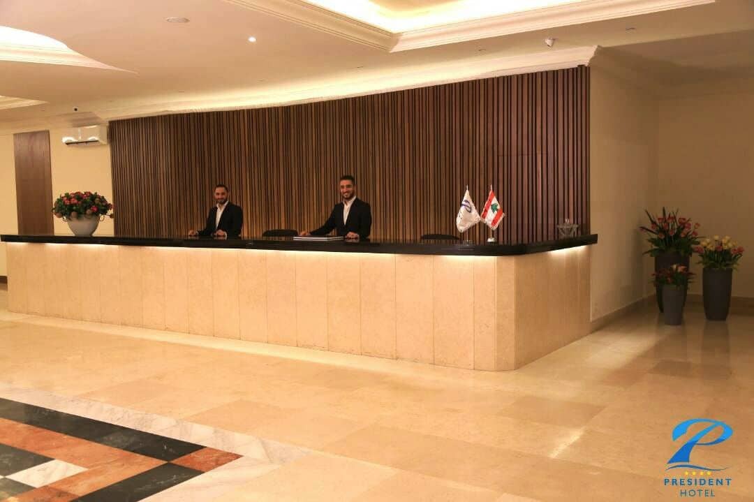 President Hotel Jounieh Exteriör bild
